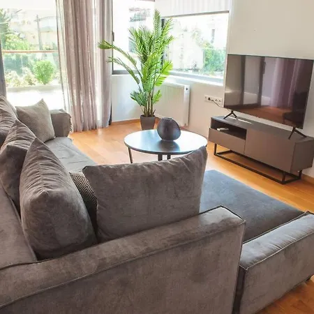 Voula Luxury Apartment *