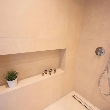 Voula Luxury Atena